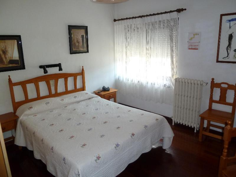 Hotel La Rambla Biescas  Eksteriør bilde