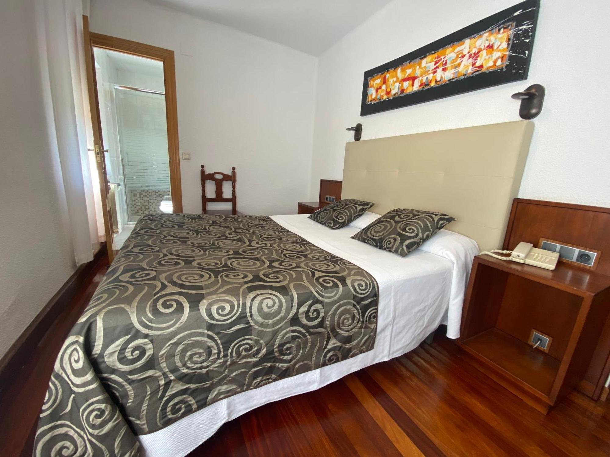 Hotel La Rambla Biescas  Eksteriør bilde