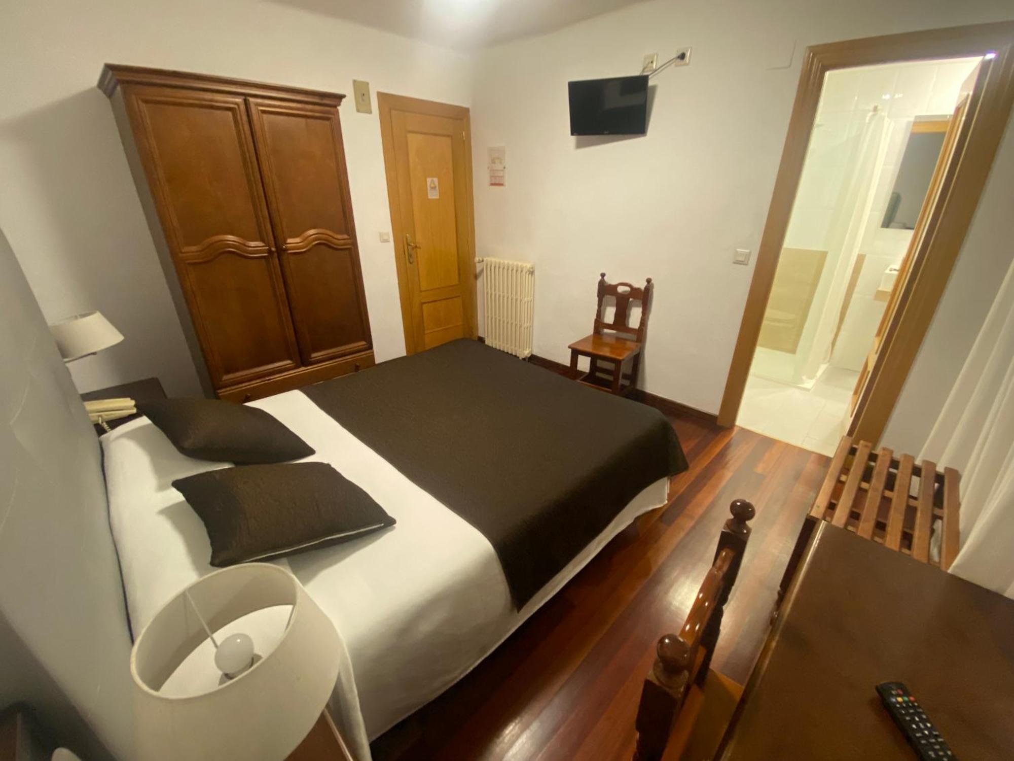Hotel La Rambla Biescas  Eksteriør bilde