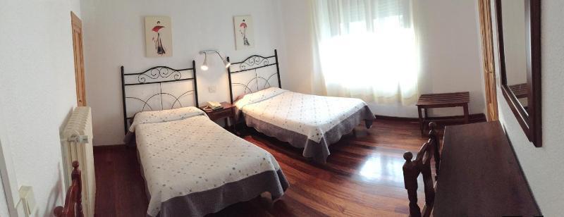 Hotel La Rambla Biescas  Eksteriør bilde
