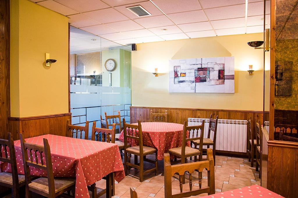 Hotel La Rambla Biescas  Eksteriør bilde