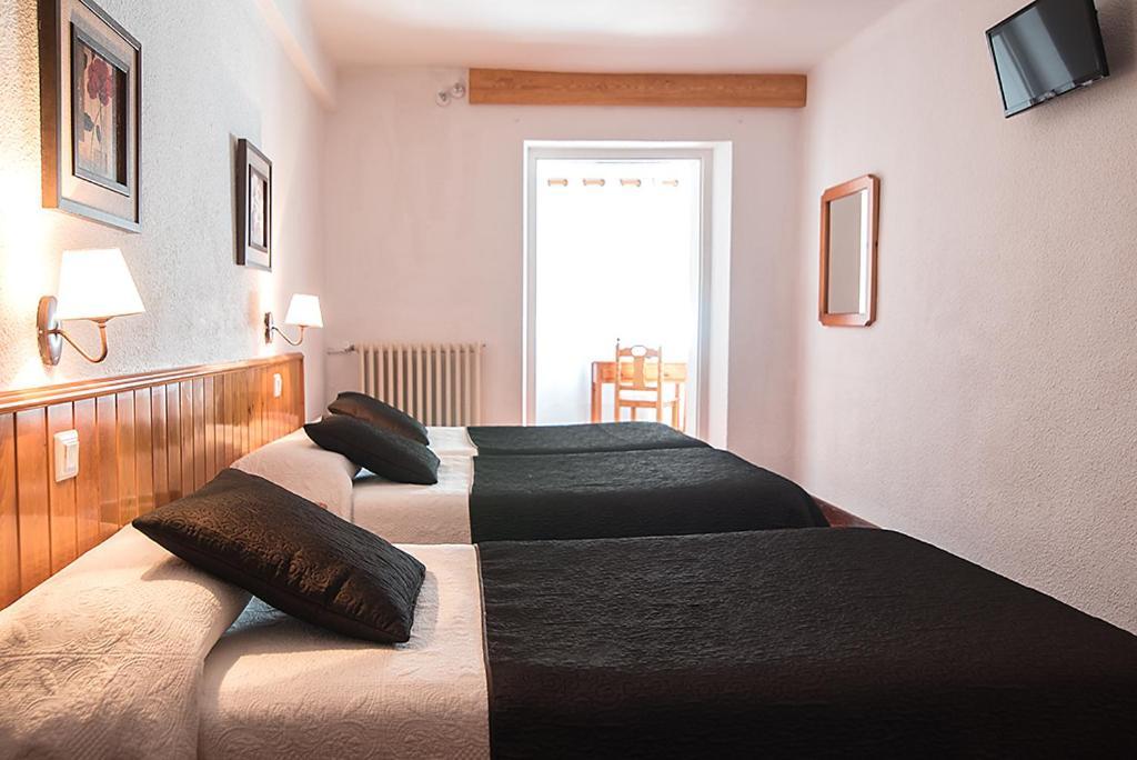 Hotel La Rambla Biescas  Eksteriør bilde