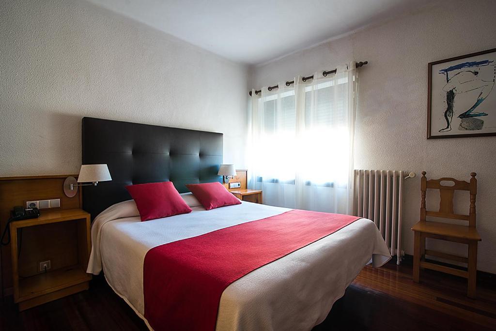 Hotel La Rambla Biescas  Eksteriør bilde