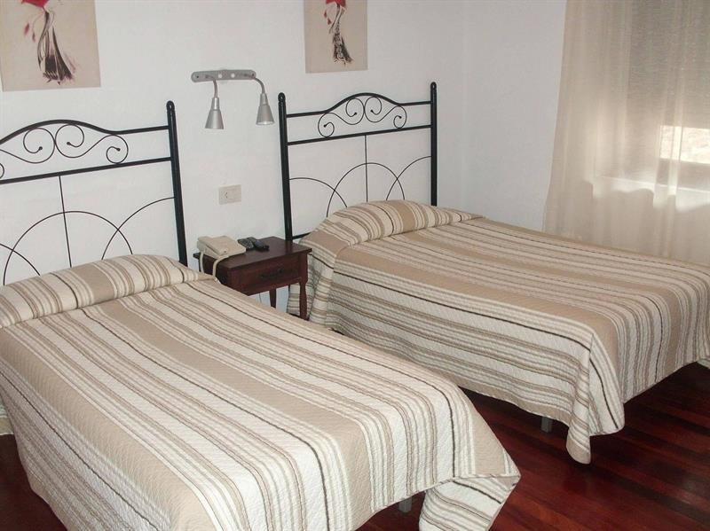 Hotel La Rambla Biescas  Eksteriør bilde